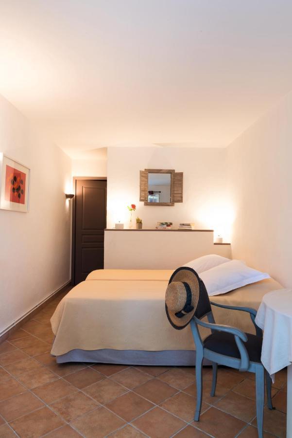 Bastide De Fave Bed & Breakfast Brue-Auriac Eksteriør bilde